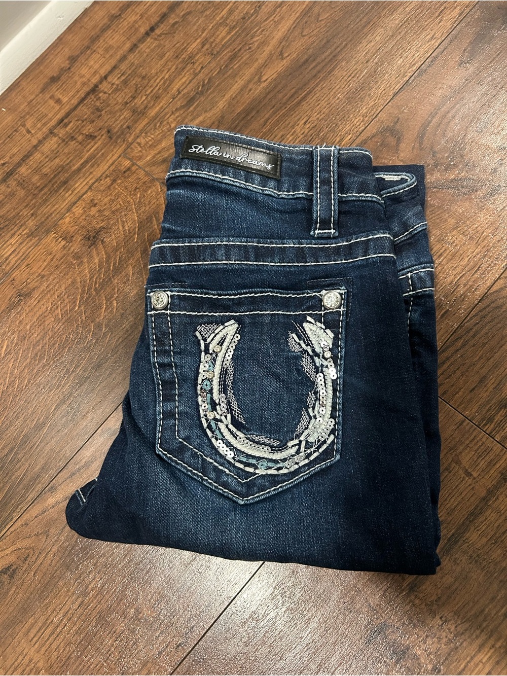 Women's Dark Blue Embroidered Pocket Jeans
